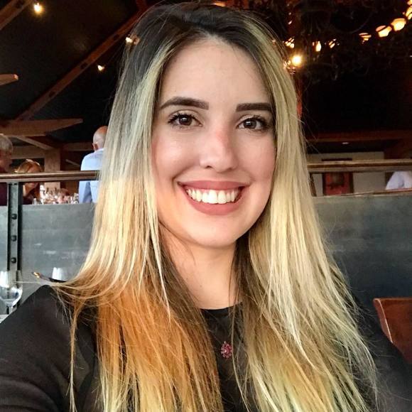 Meet your Posher, Bruna - Picture 1 of 1